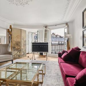 Paris VIIIe - Rue du Faubourg Saint-Honoré