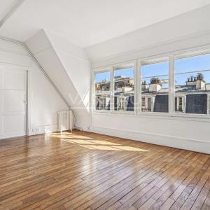 Paris XVe - Sèvres Lecourbe - Appartement lumineux en étage élev