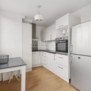 PARIS V - Appartement 2 pièces vue dégagée