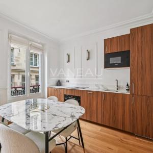 PARIS VI- 2 pièces Clés en mains climatisé SAINT-GERMAIN-DES-PRE