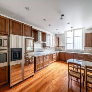 Paris XVIe Trocadéro - Vue tour Eiffel  Appartement Familial et 