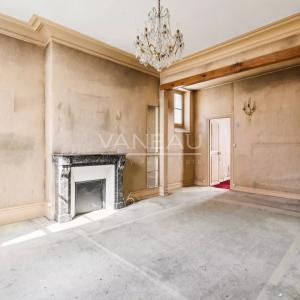 Paris IVe - Vieille du Temple - Trois pièces ensoleillé ascenseu