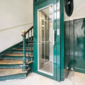 Paris IVe - Vieille du Temple - Trois pièces ensoleillé ascenseu