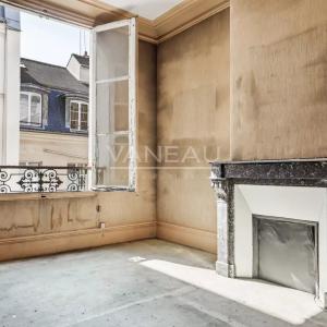 Paris IVe - Vieille du Temple - Trois pièces ensoleillé ascenseu