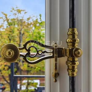 Neuilly - Maurice Barrès - Appartement d'exception.