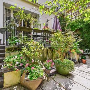 Paris XVIe - Square Lamartine - Hôtel particulier de réception e