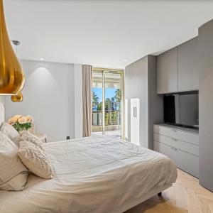 Appartement 3 pièces entièrement rénové à vendre Croisette vue m