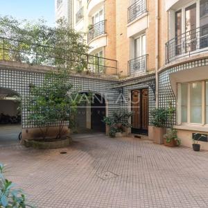 Paris XIVeme - Vavin - Montparnasse