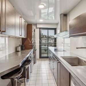 Boulogne - En étage, au calme avec balcon et DPE C