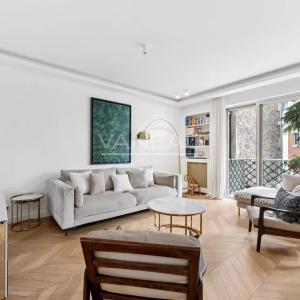 Paris XVIe - Village d'Auteuil - Bel appartement rénové avec gra