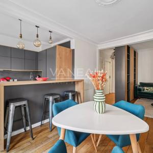 RUE DE VAUGIRARD - MEUBLÉ