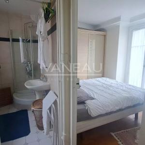 PARIS XVe - 3 pièces vue dégagée et ensoleillé