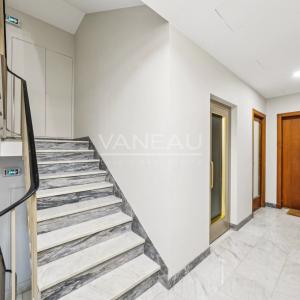 Boulogne  -  Porte de Saint Cloud  -  Grand studio vendu loué -