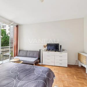 Boulogne  -  Porte de Saint Cloud  -  Grand studio vendu loué -