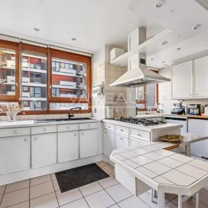 Paris XVIe - Auteuil - Appartement familial avec terrasse sans v