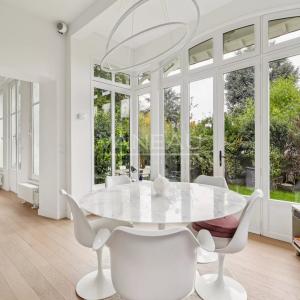 Meudon - 4 pièces de charme avec jardin