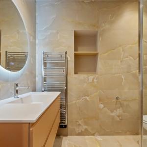 Appartement 4 pièces entièrement rénové à vendre - Cannes Banane