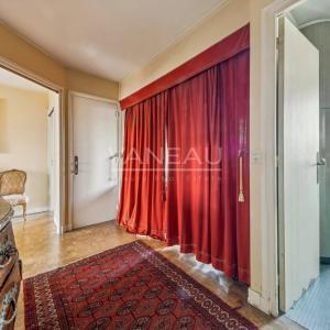 Paris XVIème - Dernier étage avec terrasse