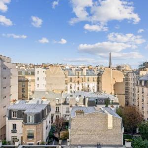 Paris XVIème - Dernier étage avec terrasse