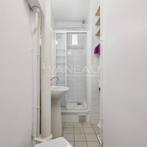 Paris XVe - Sèvres Lecourbe : Appartement trois pièces en étage 