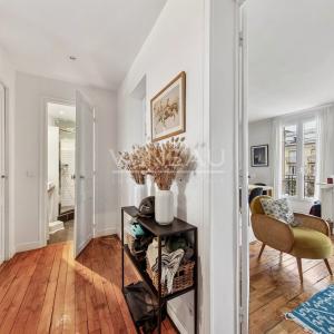 Boulogne Reine-Victor-Hugo– Duplex trois pièces en dernier étage