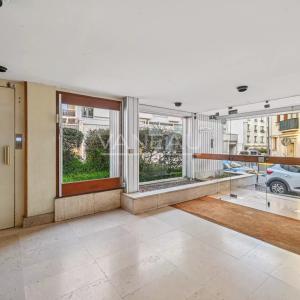 Paris XVe - Georges Brassens : Appartement trois pièces en très 