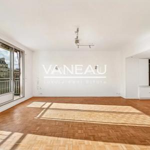 Paris XVIe- Georges Mandel - Pied à terre avec balcon