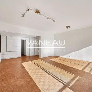 Paris XVIe- Georges Mandel - Pied à terre avec balcon