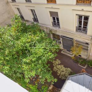 PARIS 7 - Le Bon Marché - dernier étage - une chambre