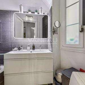 Paris XVe - Croix Nivert : Appartement quatre pièces, charme de 