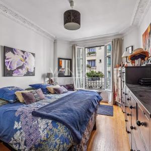 Paris XVe - Croix Nivert : Appartement quatre pièces, charme de 