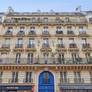 Paris Xe - Rue Beaurepaire - Beau 3 pièces classique en parfait 