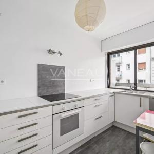 Paris XVe - Volontaires / Vaugirard : Studio lumineux avec balco