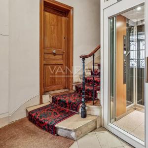 Paris XVe - Croix Nivert : Appartement quatre pièces, charme de 