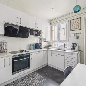 Paris XVIe - Trocadéro - Appartement familial 5 pièces 146 m2