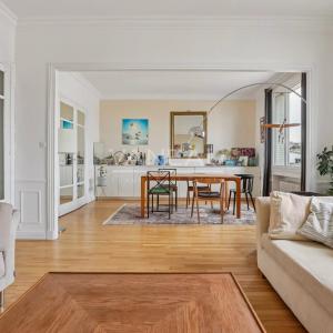 Paris XVIe - Auteuil Sud - Appartement familial quatre chambres 