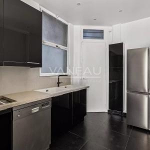 Paris XVIe - Passy - Vue panoramique et balcon.