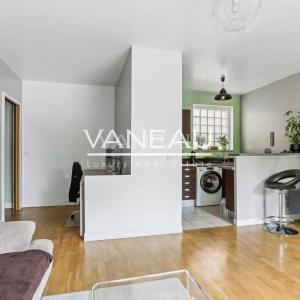 Deux pièces avec balcon exposé sud - immeuble moderne