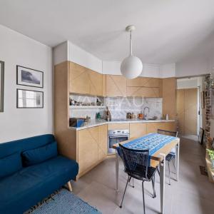 Charmant deux pièces refait à neuf – Etage élevé – Paris 10ᵉ