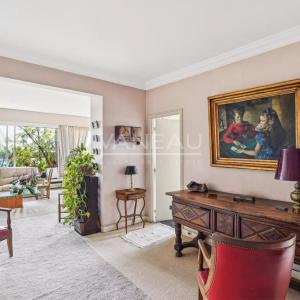 Paris XIVe – dernier étage avec terrasse panoramique