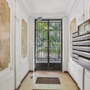 PARIS XIIe - Aligre / Gare de Lyon - Deux pièces calme beaux vol