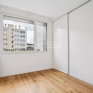 Issy-les-Moulineaux - Appartement familial dernier étage avec te