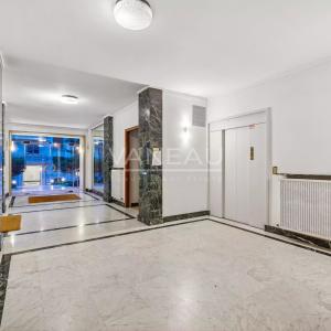 Paris XIVe - Port Royal - Balcon, vue dégagée.