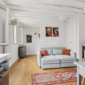 Paris 4e - Places des Vosges - Charmant studio ensoleillé et cal