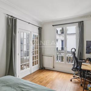 Paris Xe - Rue Beaurepaire - Beau 3 pièces classique en parfait 