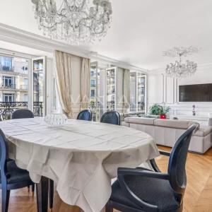 Paris XVIIe - Courcelles / Ternes - Appartement familial de 150m
