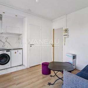 Charmant deux pièces avec vue dégagée