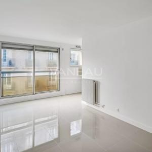 Paris XXème - Place Edith-Piaf - Studio idéal comme investisseme