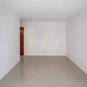 Paris XXème - Place Edith-Piaf - Studio idéal comme investisseme