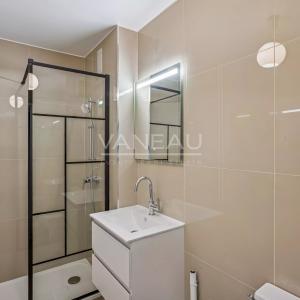 Paris XXème - Place Edith-Piaf - Studio idéal comme investisseme